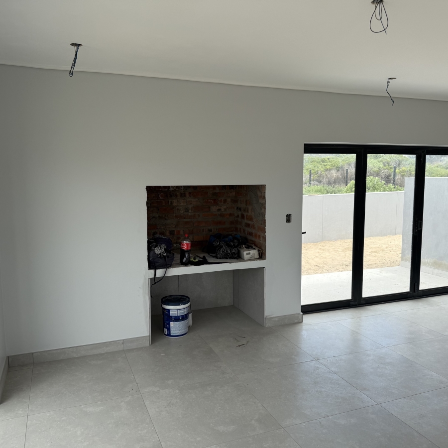 3 Bedroom Property for Sale in Stilbaai Oos Western Cape